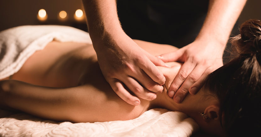 Kan man massera bort huvudvärk? - massör från Healing Motion svarar